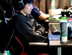 开云体育官方网站-尼斯主场再战，展现灵活多变战术