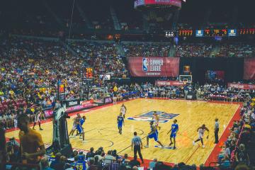 开云体育APP下载-小国雄心，几内亚终结马赛神话，坎特统治级表现铸就经典