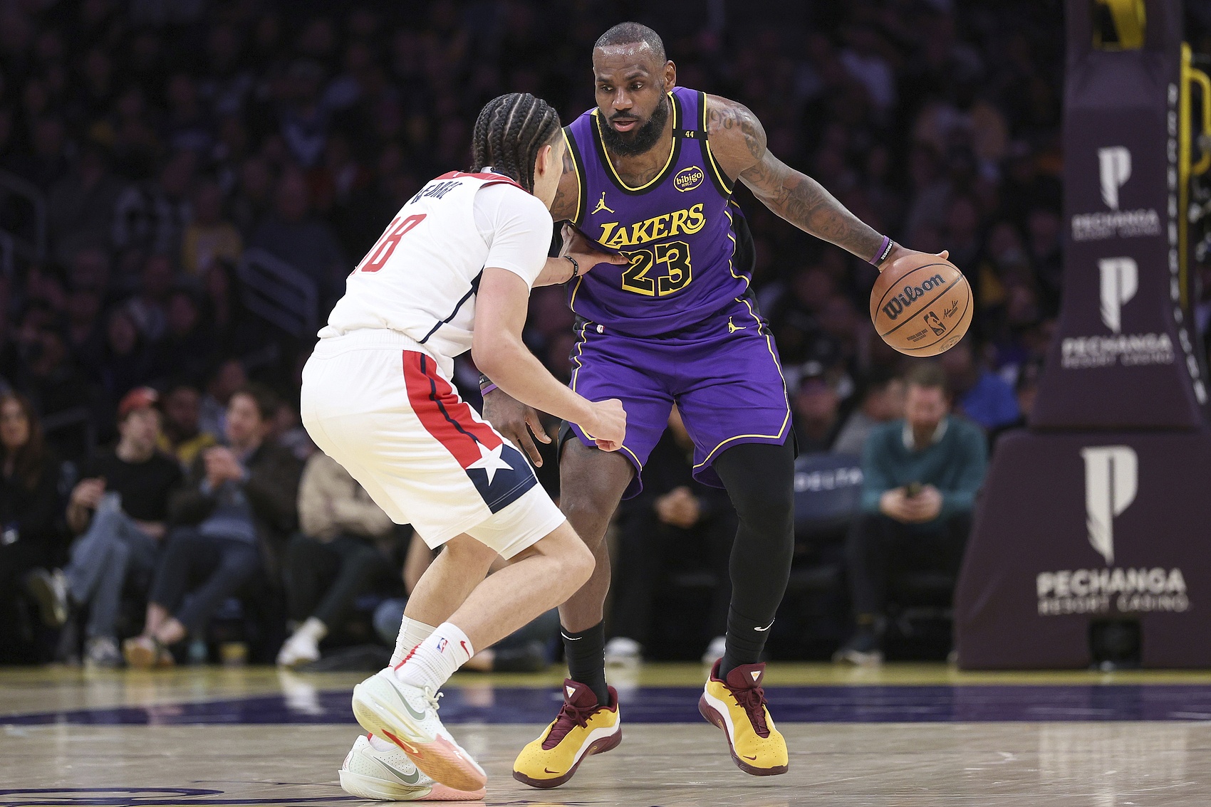 开云平台-NBA季后赛：湖人力克快船晋级