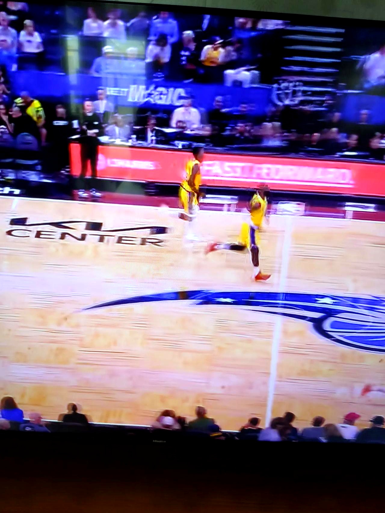 开云体育app-魔术主场击败老鹰,弗内尔斯全能表现