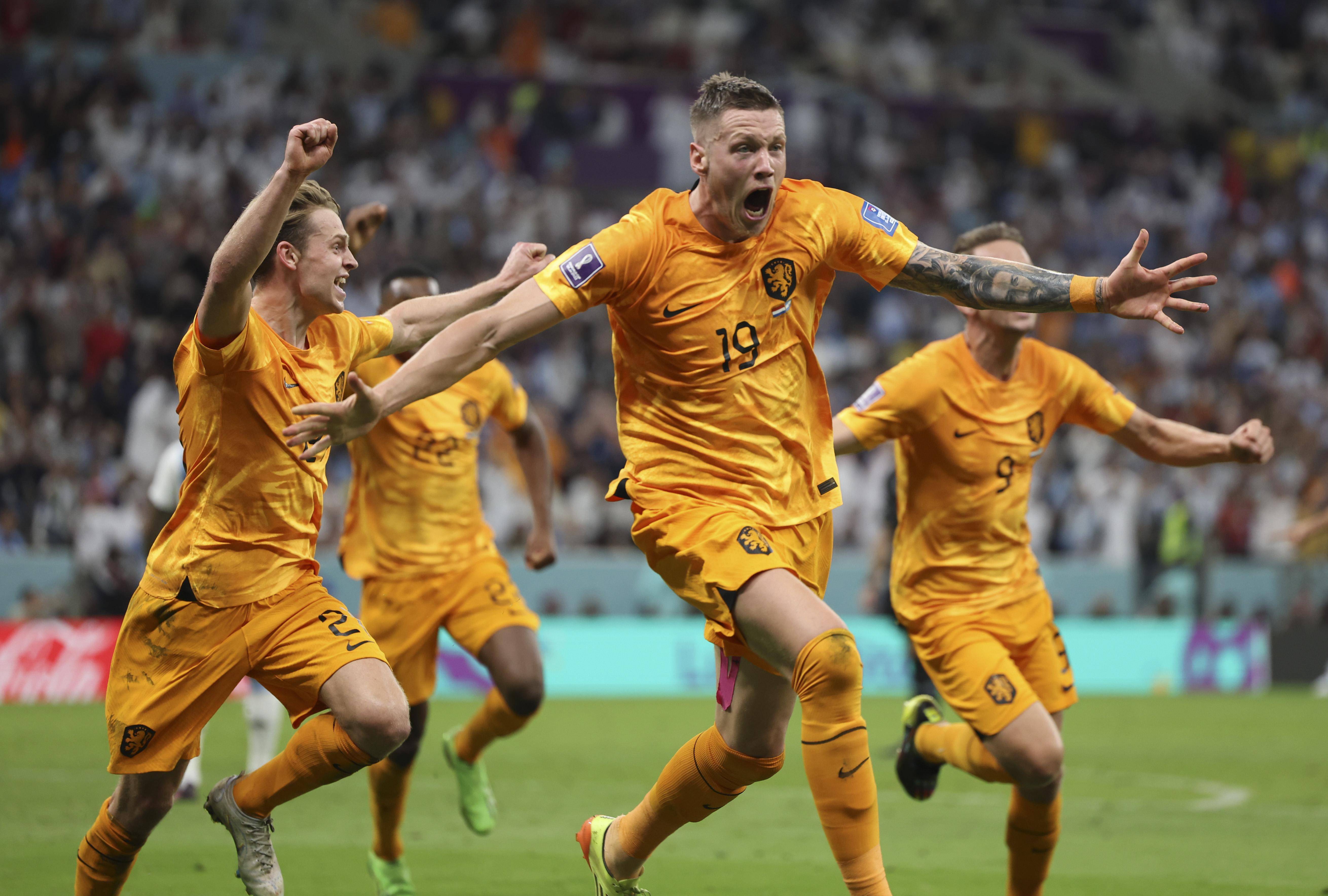 开云体育入口-冰岛队在激战中战胜荷兰，晋级欧国联四弥