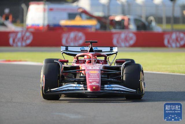 开云体育app-迈凯伦碾压红牛二队，塞恩斯状态火热